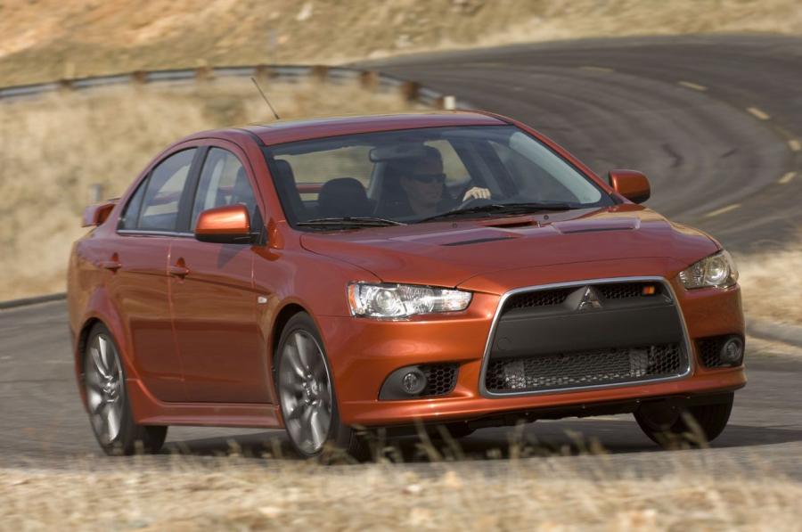  Mitsubishi Lancer Ralliart 2009 года  (фото 15 из 19)